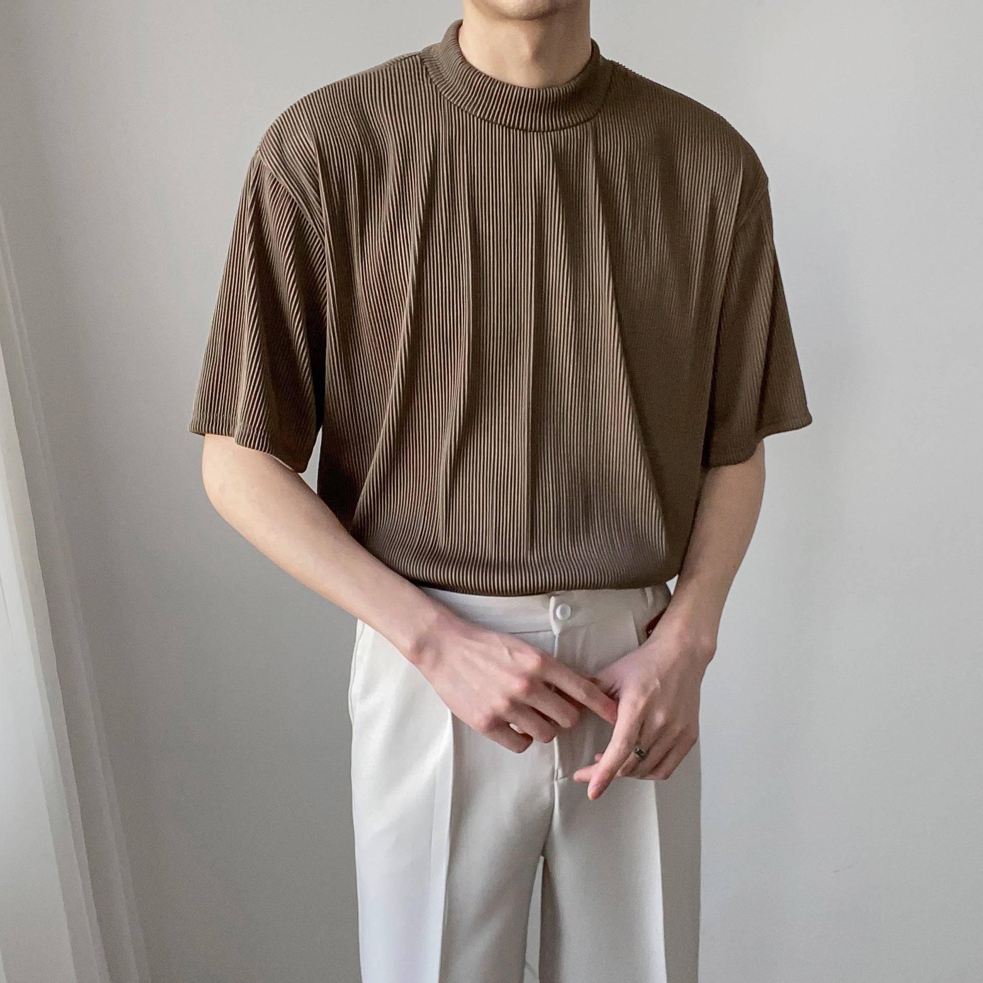 Casual Loose-fit Semi-turtleneck Short-sleeve Men's Top