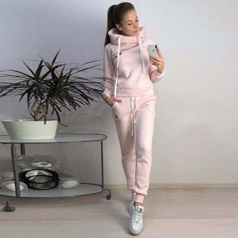 New Women's Fleece Fashion Leather-label Casual Sportswear Set