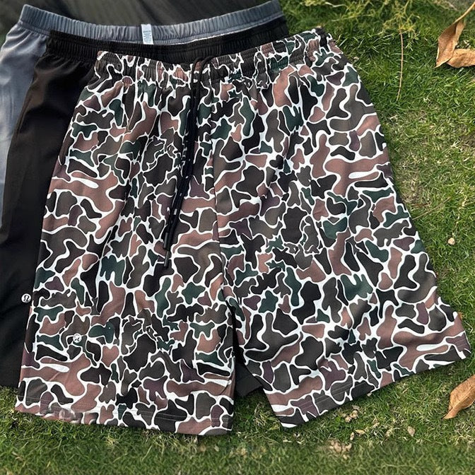 Men's Loose-Fit Beach Shorts With Digital Camouflage Print