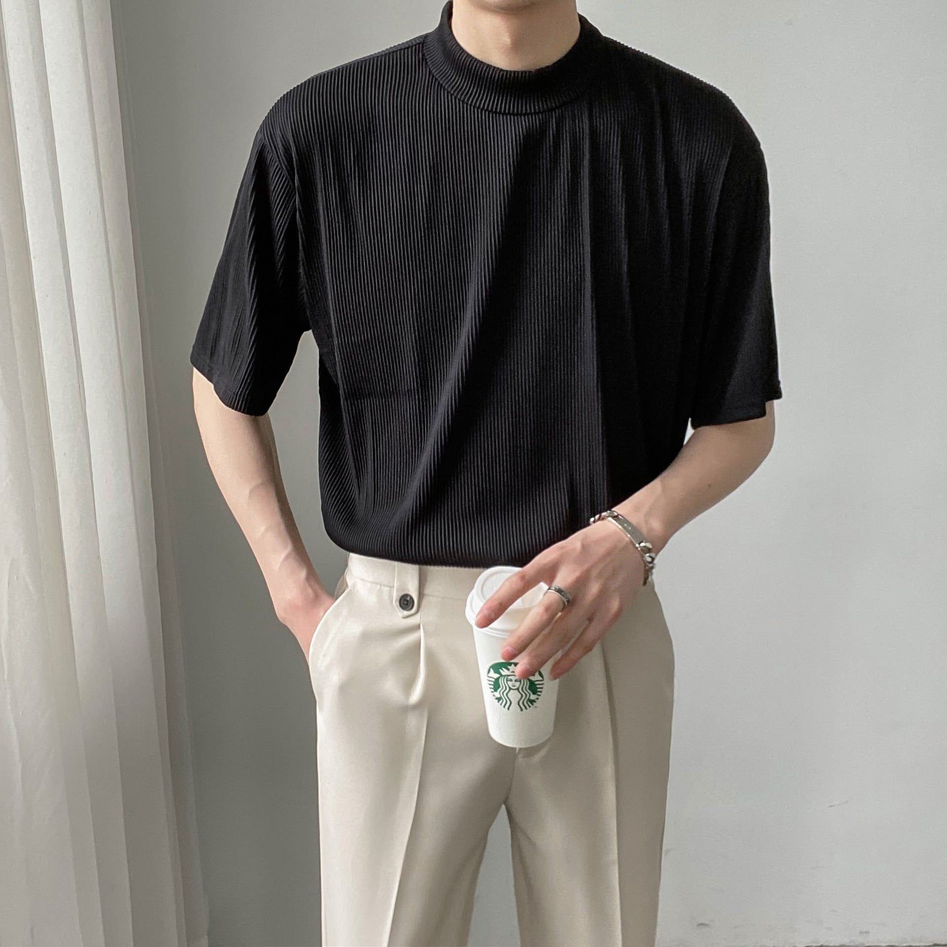 Casual Loose-fit Semi-turtleneck Short-sleeve Men's Top