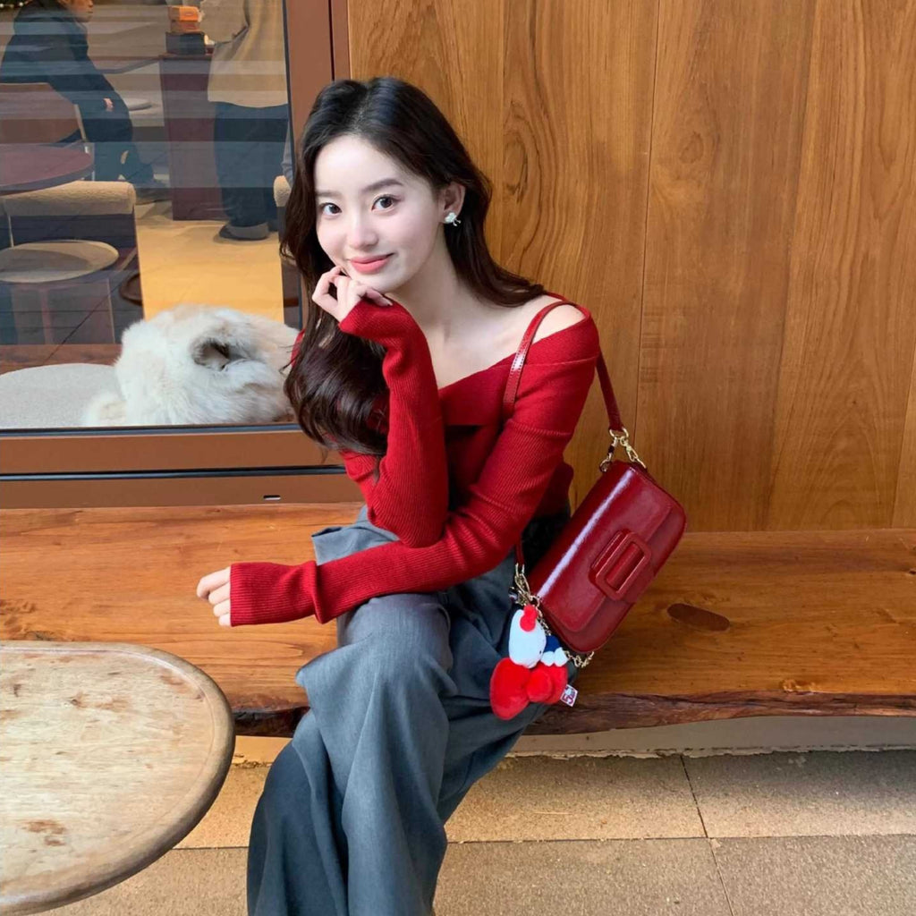 Off-shoulder Long-sleeve Women's Sheer And Alluring Slim-fit Sweater